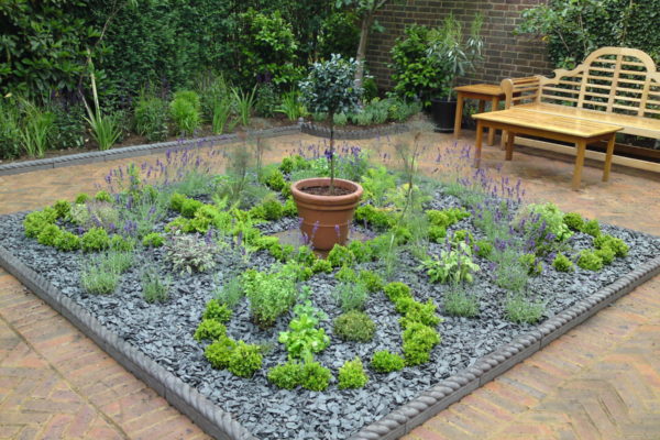 Arts and crafts garden - Gerrards Cross Arts and crafts garden - Gerrards Cross